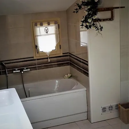 Charmante Maison - Meuble De Tourisme 2 Etoiles 
